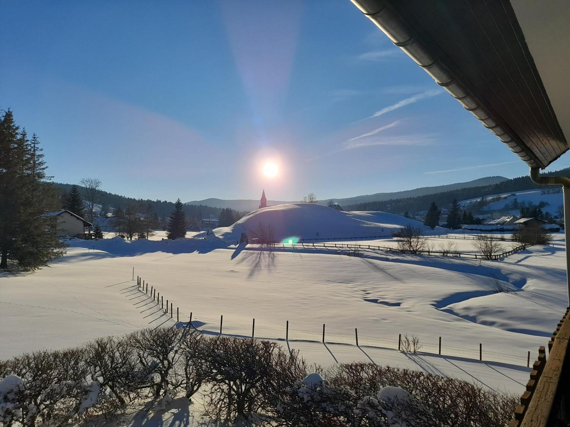 Duplex 59M2 - Proche Centre - Balcon Plein Sud Apartment Corrençon-en-Vercors Exterior foto